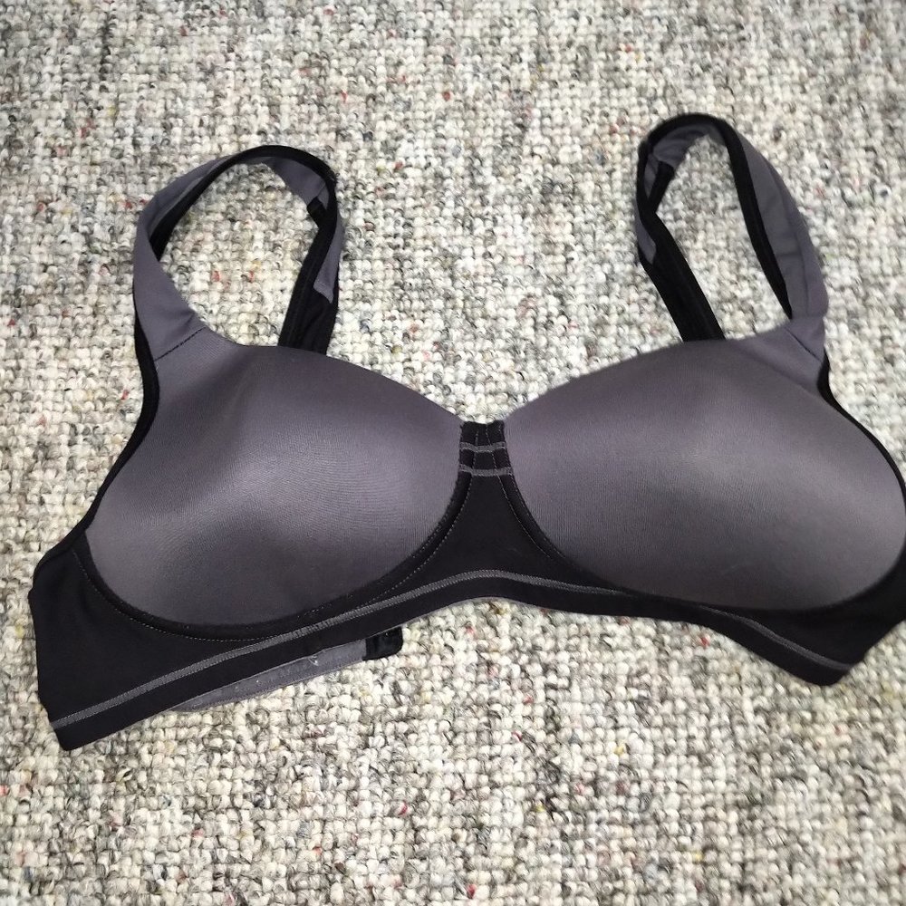 36C Black Gray low impact sports bra hook closure